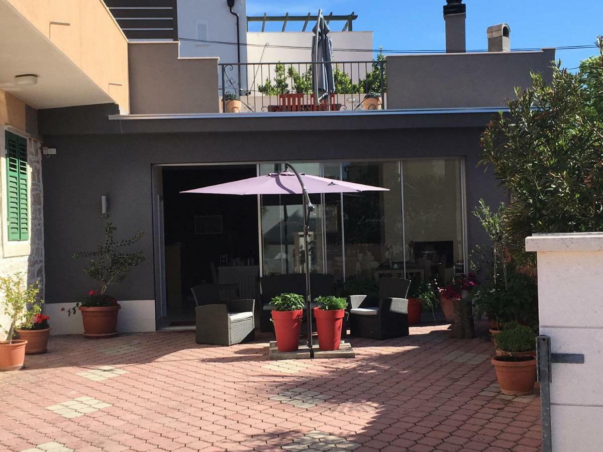 Guest House Lorenta Vodice Exterior photo